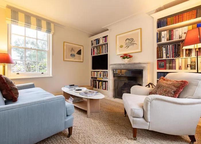 London Living - 3 Bedroom Home In Chelsea